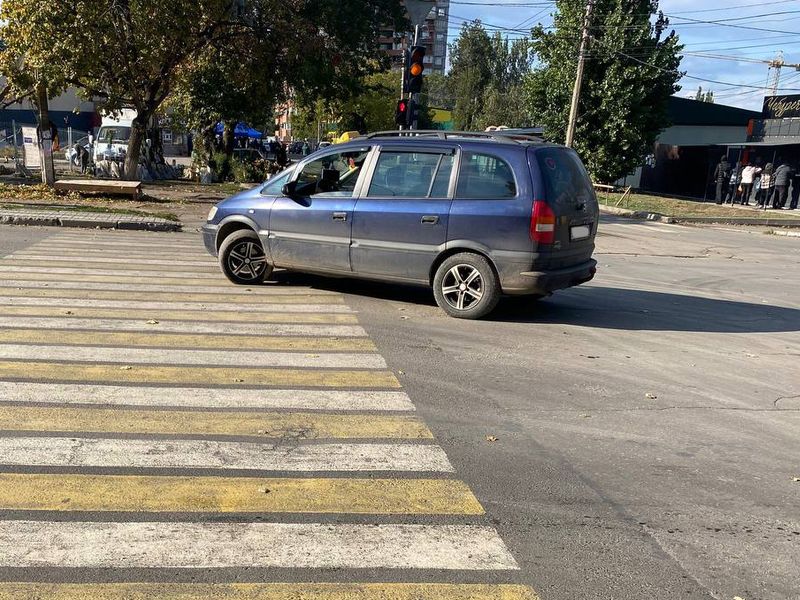 За сутки сотрудники полиции зафиксировали 6 ДТП с пострадавшими.