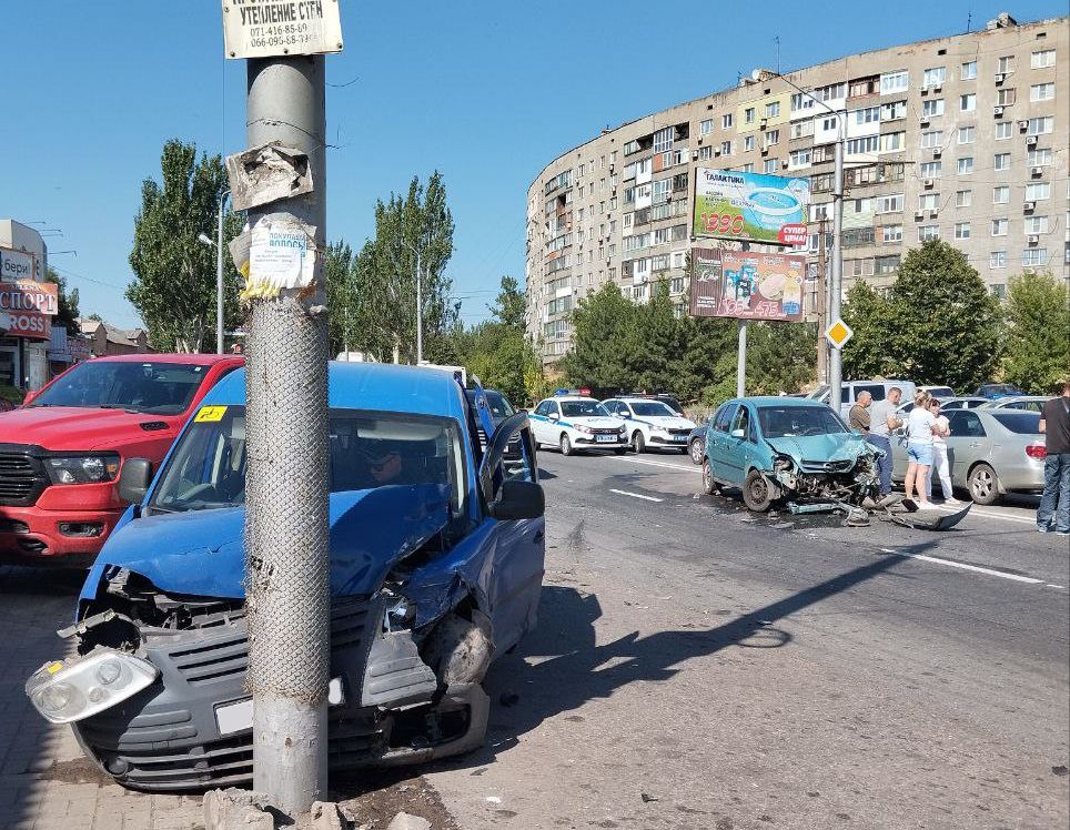 За сутки сотрудники полиции зафиксировали 4 ДТП с пострадавшими.