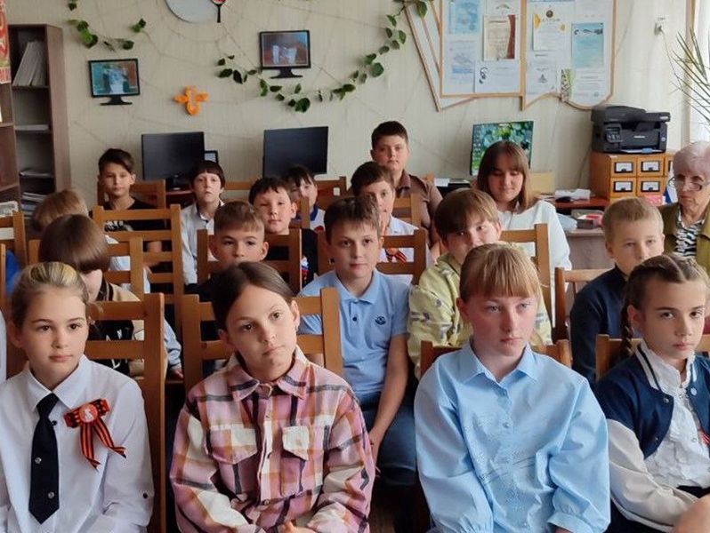 Прошел час гражданственности «Здесь край мой, исток мой, дорога моя».
