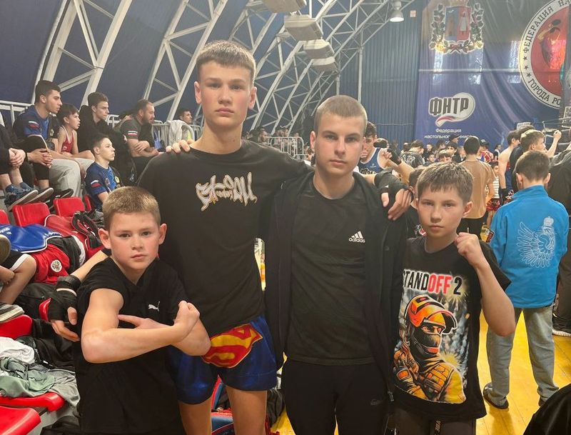 Енакиевские спортсмены на турнире в Ростове.