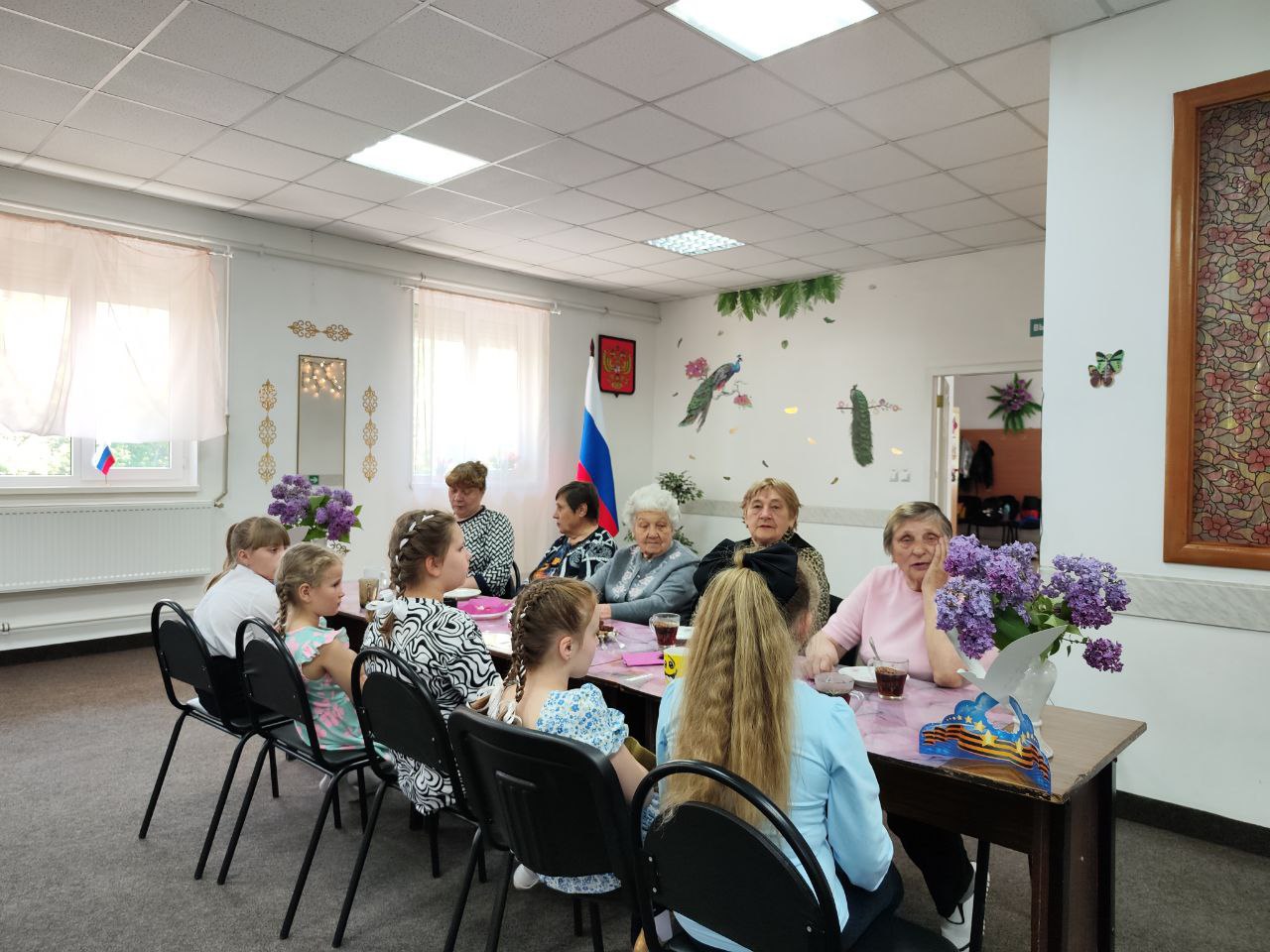 В клубе пгт Карло-Марксово» прошла встреча с детьми, пережившими Великую Отечественную войну.