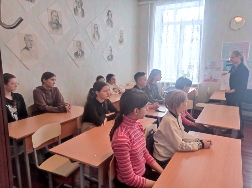 Прошла беседа на тему: «Знать чтобы...».