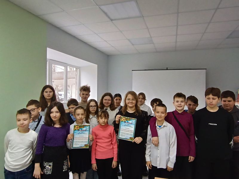 Прошла литературная акция «Дети читают детям».
