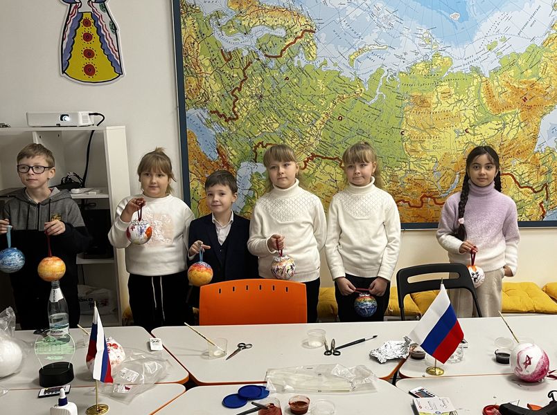 В музее космонавта Георгия Берегового продолжается празднование новогодних каникул.