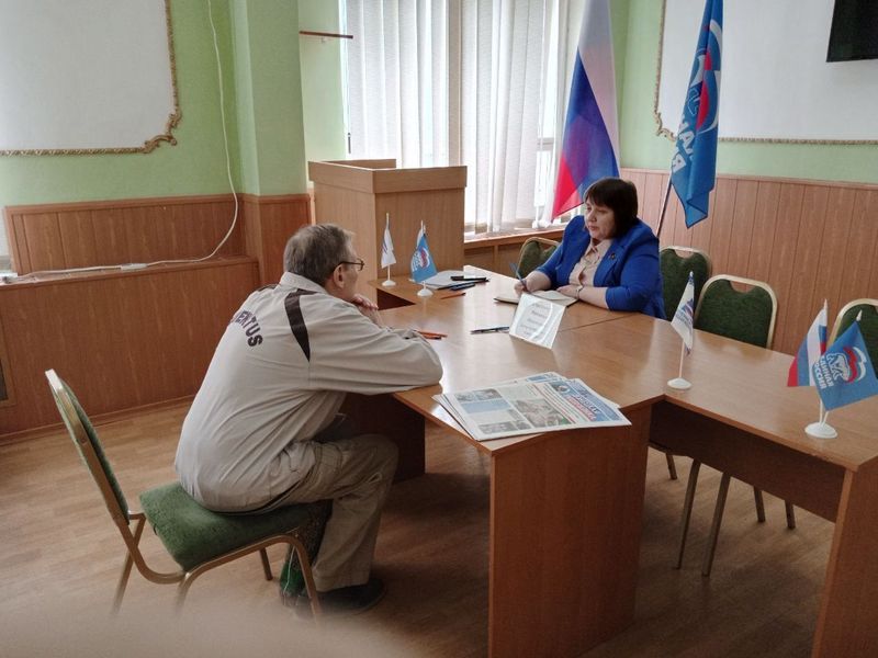 Депутат Народного совета ДНР Стрельчук Наталья Ивановна провела прием граждан.