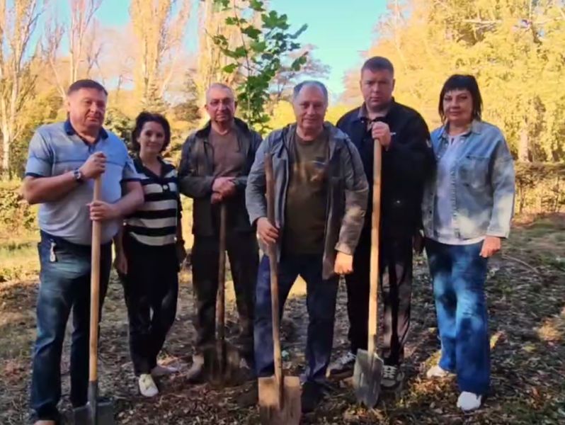 В городском округе Енакиево состоялся Всероссийский экологический субботник «Зеленая Россия».