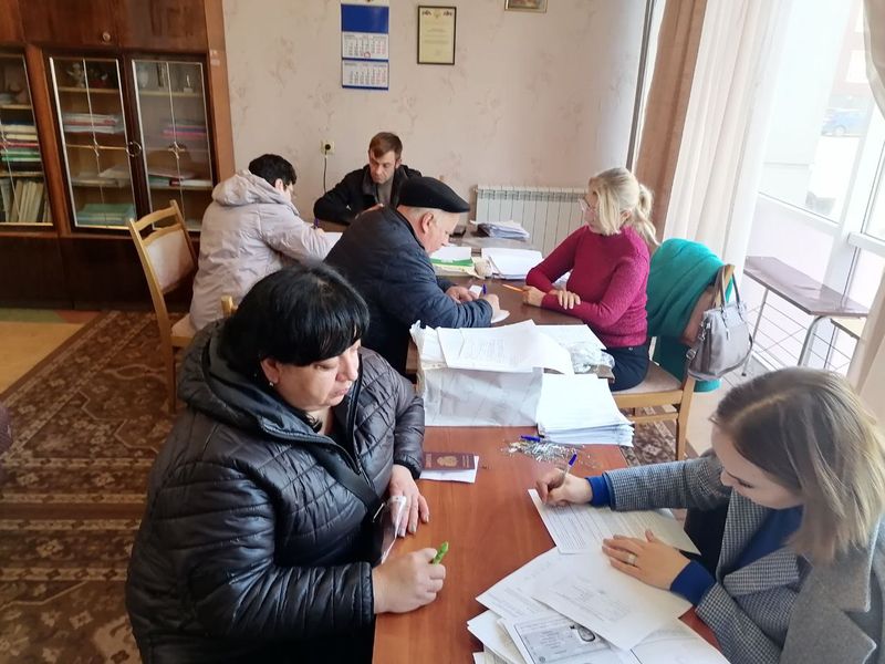 Организована работа выездного пункта приема заявлений на оформление полиса ОМС в здании Культурно-досугового центра им. 40-летия Победы.