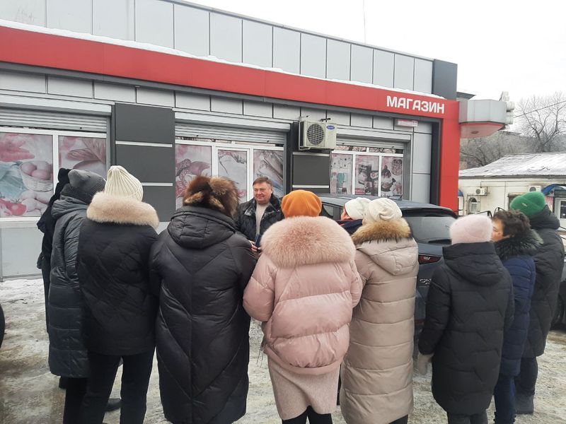 Заместитель главы администрации города Енакиево Витрук И.В. провел встречи с населением.