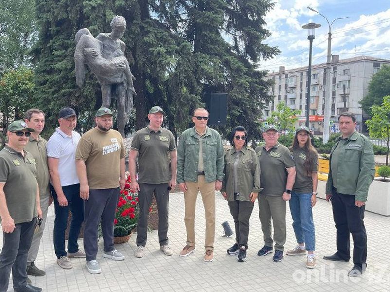 Церемония открытия памятника «Детям-жертвам войны на Донбассе».