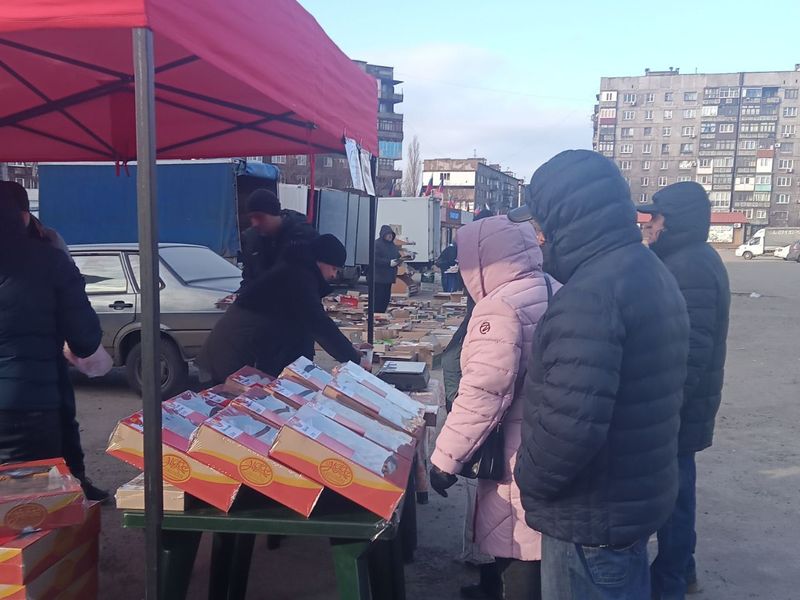 В Енакиево прошла сельскохозяйственная ярмарка.