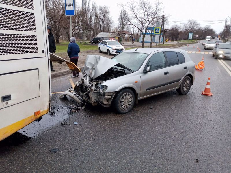 За сутки полицейские зафиксировали 2 ДТП с пострадавшими.