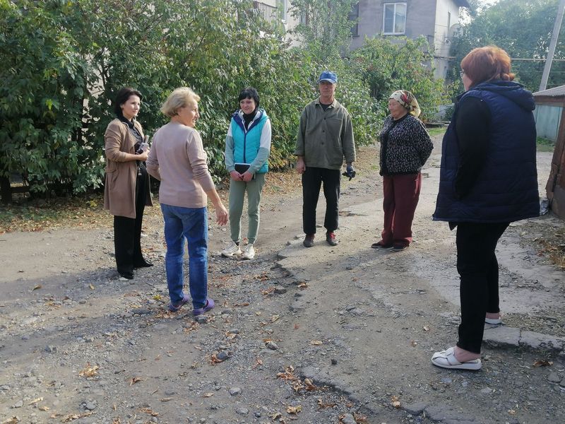 Управляющий делами администрации города Енакиево Стасенко Л.П. провела сходы граждан.