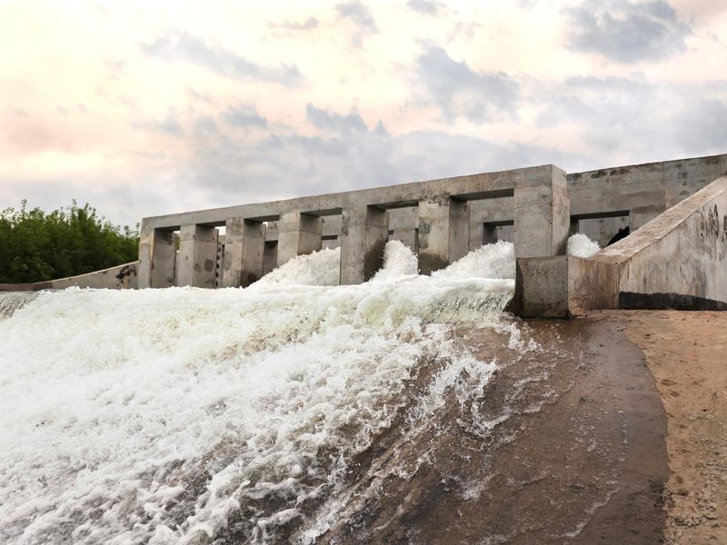 ВОЕНСТРОЙ: 270 тысяч «кубов» воды в сутки поступает в канал Северский Донец.