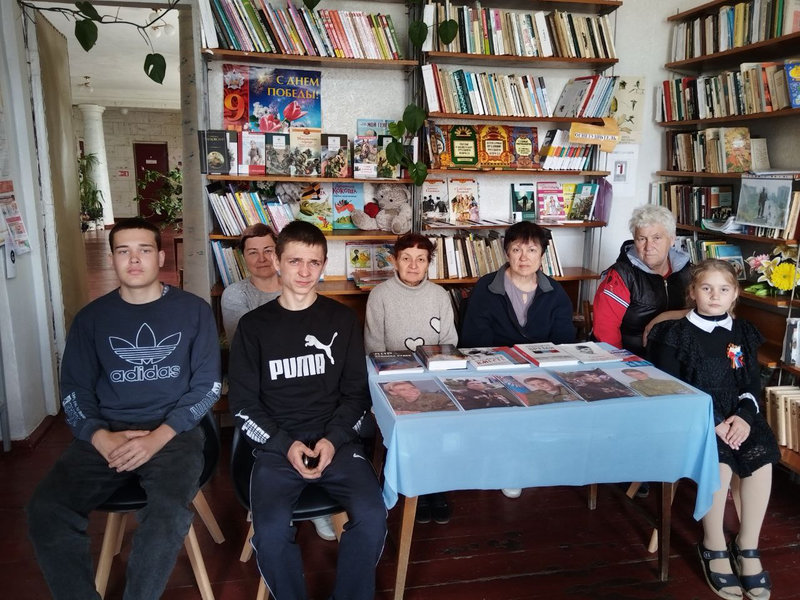 Состоялся литературный круиз «Донбасс – в стихах и прозе!».
