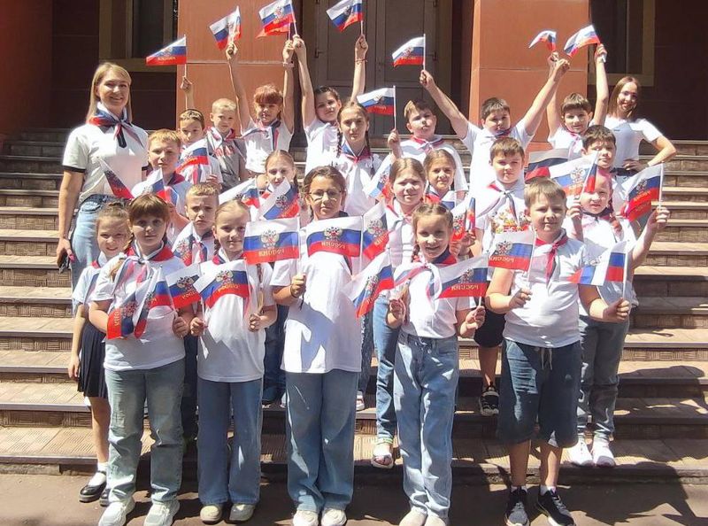 Празднуем День России.