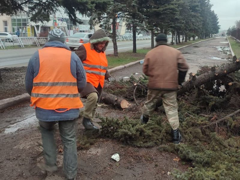 Выполненные работы муниципальными унитарными предприятиями за понедельник 27.11.2023 г..