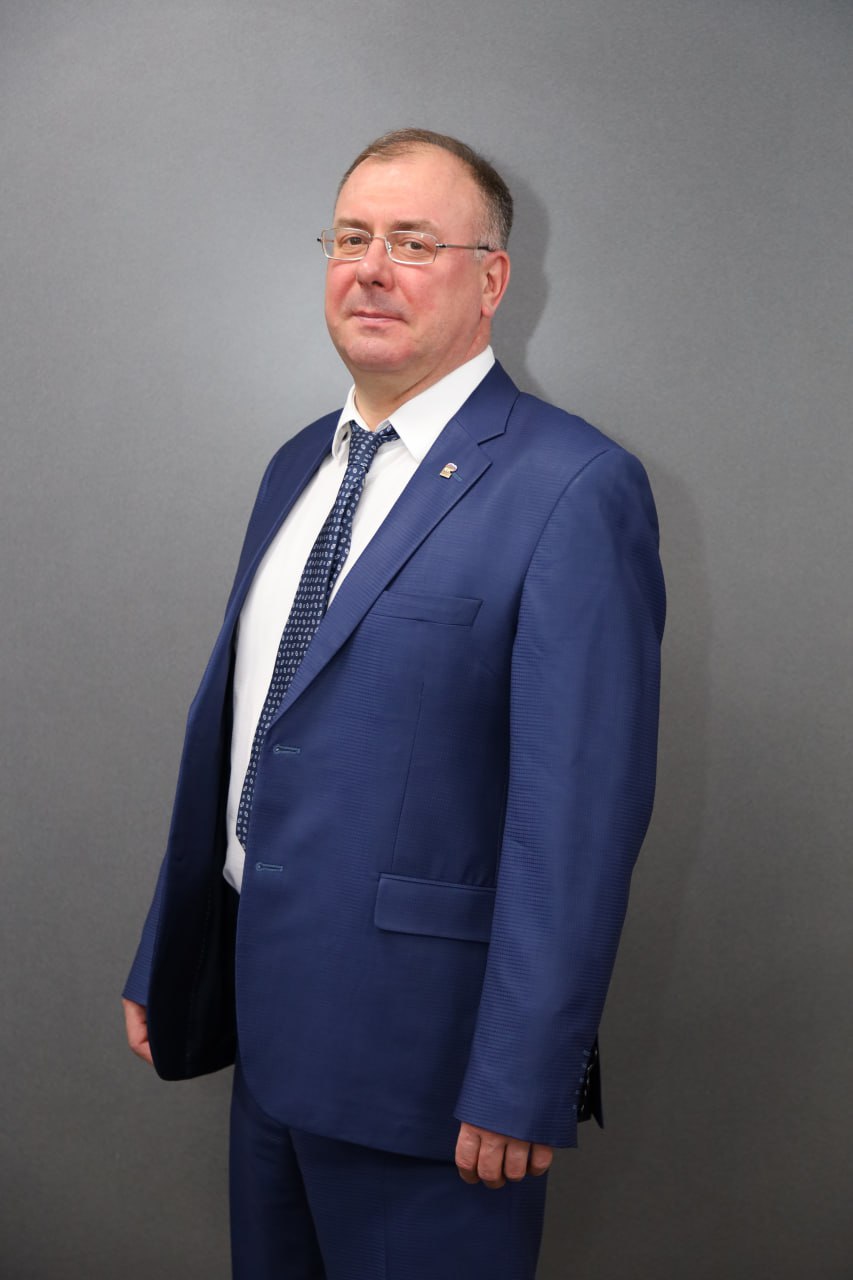 Коваленко Александр Геннадьевич.