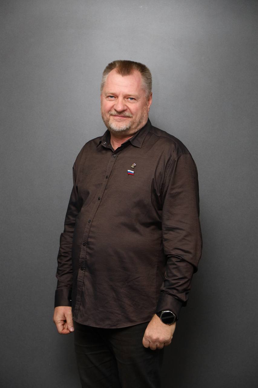Пархоменко Владимир Николаевич.