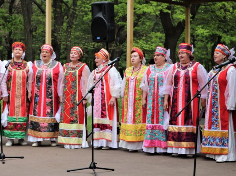 Концерт в парке ко Дню Республики . Концерт в парке ко Дню Республики .