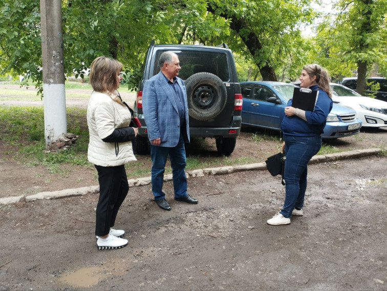 Встречи с населением . Встречи с населением .