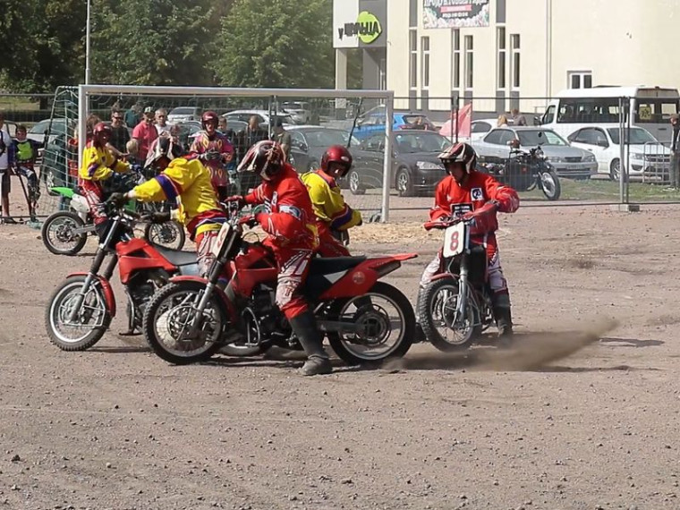 Мотоболисты и моткроссисты из Енакиево приняли участие в мотофестивале Baltic Rally. Мотоболисты и моткроссисты из Енакиево приняли участие в мотофестивале Baltic Rally.