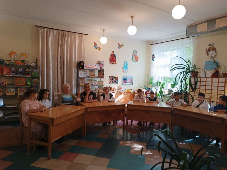 Проведен урок мира «Жить всегда в мире». Проведен урок мира «Жить всегда в мире».