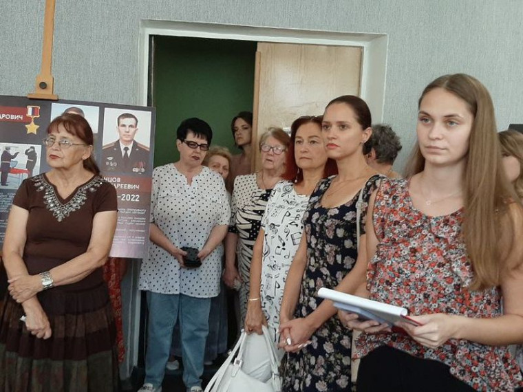 Состоялись выставки ко Дню воссоединения Донецкой Народной Республики с Россией. Состоялись выставки ко Дню воссоединения Донецкой Народной Республики с Россией.