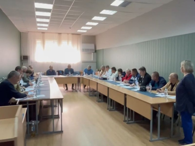 "Республиканская федерация мотоциклетного спорта" ДНР приняла участие в заседании мотобольной комиссии. "Республиканская федерация мотоциклетного спорта" ДНР приняла участие в заседании мотобольной комиссии.