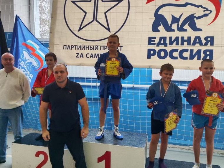 Команда спортсменов МБУ «КДЮСШ» администрации г. Енакиево приняла участие в Открытом турнире города Шахтерска по самбо. Команда спортсменов МБУ «КДЮСШ» администрации г. Енакиево приняла участие в Открытом турнире города Шахтерска по самбо.