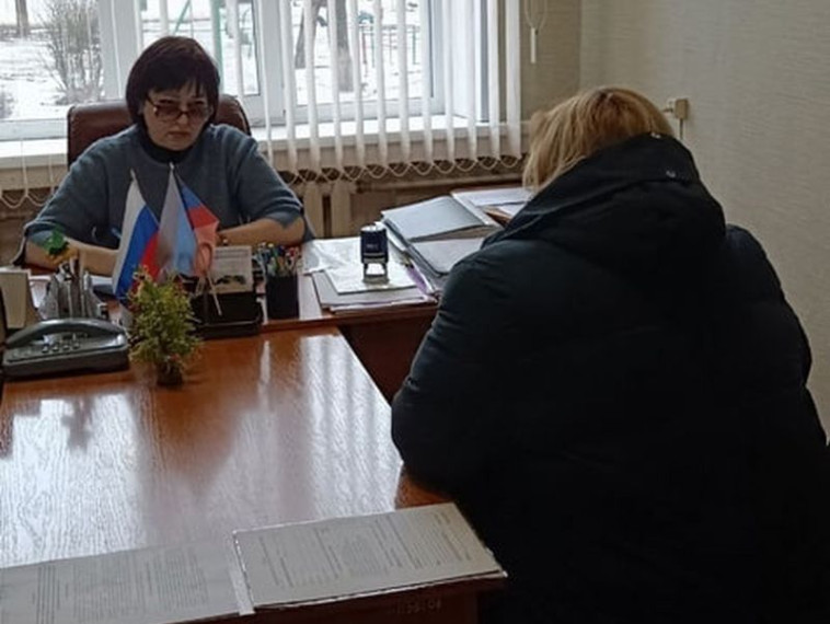 Депутат Енакиевского городского совета, от фракции ВПП "Единая Россия" Виктория Рожкова провела личный прием граждан. Депутат Енакиевского городского совета, от фракции ВПП "Единая Россия" Виктория Рожкова провела личный прием граждан.