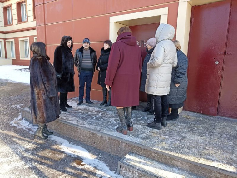 Заместитель главы администрации города Енакиево Витрук Е.С. провела выездной прием и сходы граждан. Заместитель главы администрации города Енакиево Витрук Е.С. провела выездной прием и сходы граждан.