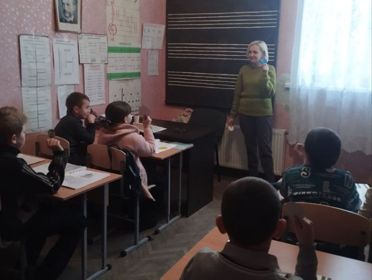 Проведен классный час «В гостях у мажора и минора». Проведен классный час «В гостях у мажора и минора».