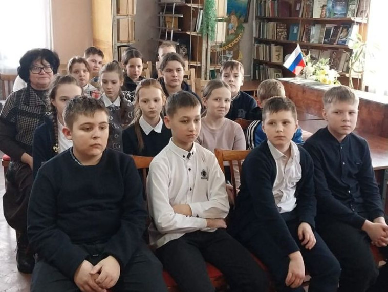 Прошел час патриотизма «Поэзия современной войны на Донбассе». Прошел час патриотизма «Поэзия современной войны на Донбассе».