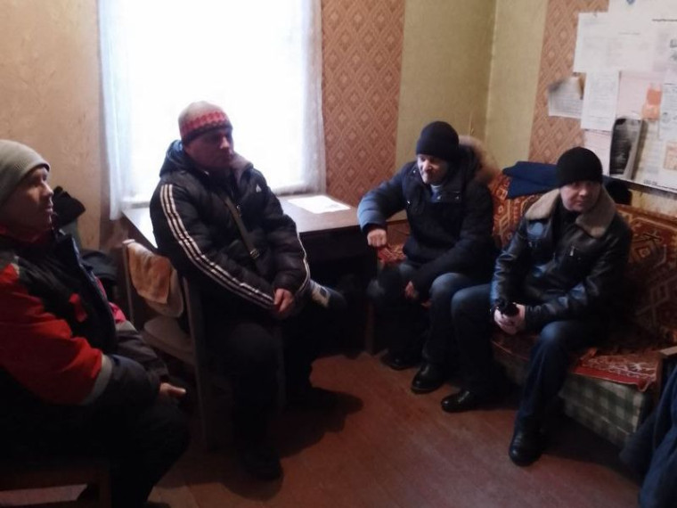Состоялась встреча с трудовым коллективом «Специальная военная операция». Состоялась встреча с трудовым коллективом «Специальная военная операция».