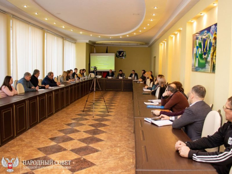 Законодательная поддержка и развитие бизнеса – приоритет профильного Комитета. Законодательная поддержка и развитие бизнеса – приоритет профильного Комитета.
