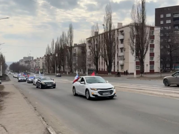 В городском округе Енакиево продолжается Автопробег в поддержку избирательного процесса. В городском округе Енакиево продолжается Автопробег в поддержку избирательного процесса.