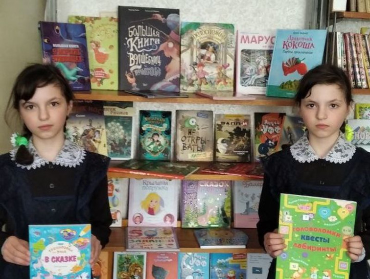 Оформлена книжная выставка «Новинки». Оформлена книжная выставка «Новинки».