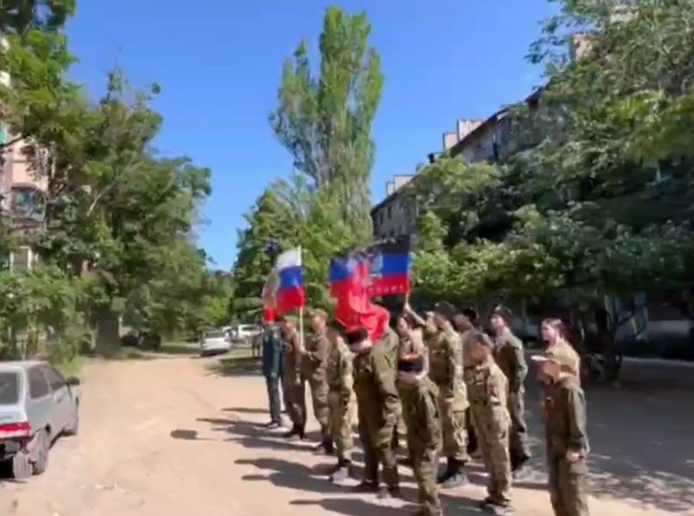 "Парад для одного Ветерана!". "Парад для одного Ветерана!".