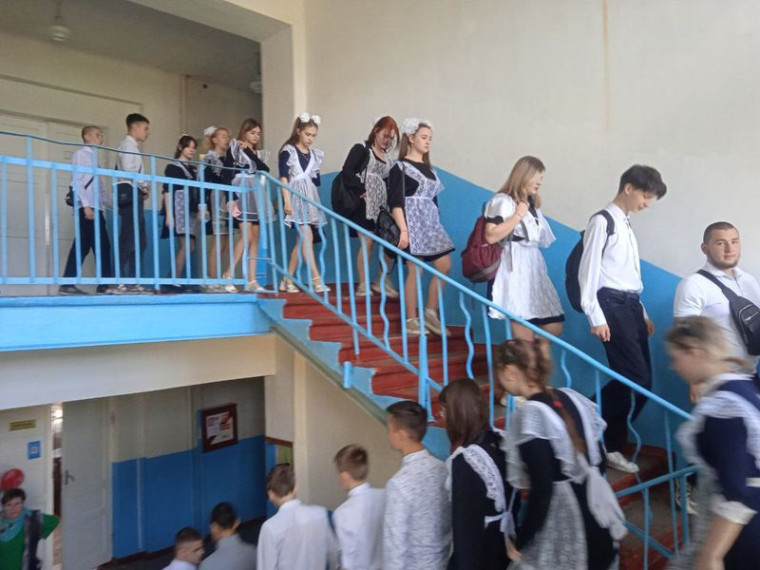 В школах города Енакиево прошли Всероссийские учения по действиям при террористической угрозе. В школах города Енакиево прошли Всероссийские учения по действиям при террористической угрозе.