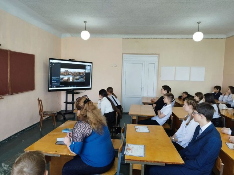 К проекту Русского географического общества «Сила в открытиях» присоединилась школа № 11 города Енакиево. К проекту Русского географического общества «Сила в открытиях» присоединилась школа № 11 города Енакиево.