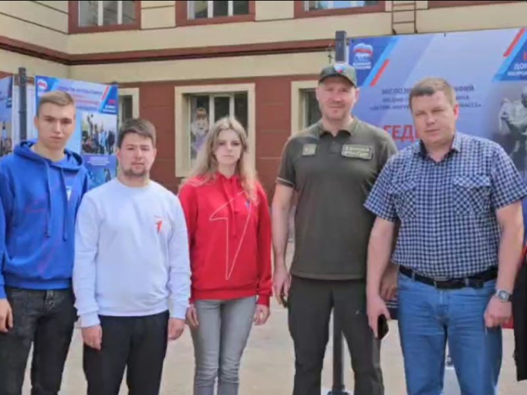 Встреча молодёжного актива с представителем Ленинградского областного регионального отделения ВПП «Единая Россия». Встреча молодёжного актива с представителем Ленинградского областного регионального отделения ВПП «Единая Россия».