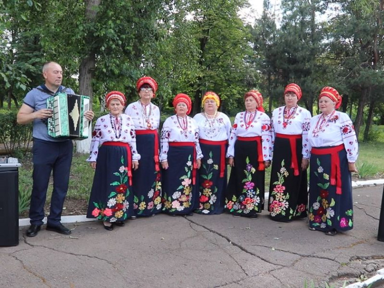 Видеооткрытка ко Дню семьи, любви и верности. Видеооткрытка ко Дню семьи, любви и верности.