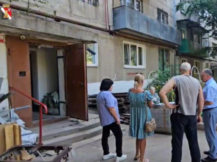 Врио главы муниципального образования городского округа Енакиево Божик С.А. провел встречу с жителями города. Врио главы муниципального образования городского округа Енакиево Божик С.А. провел встречу с жителями города.