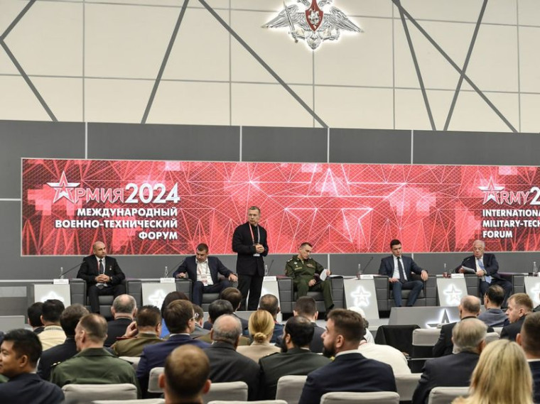Артем Жога принял участие в пленарном заседании форума «Армия-2024». Артем Жога принял участие в пленарном заседании форума «Армия-2024».