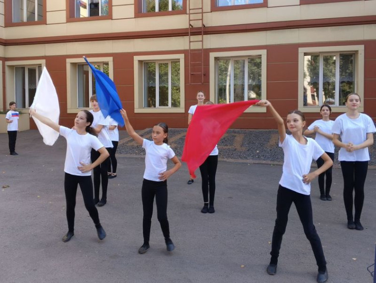 Патриотический флешмоб. Патриотический флешмоб.