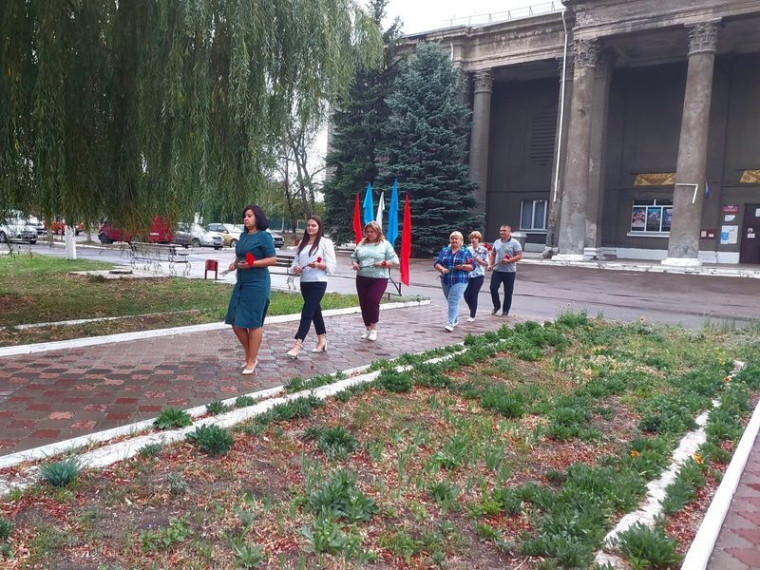 Возложение цветов в честь Дня города Енакиево. Возложение цветов в честь Дня города Енакиево.