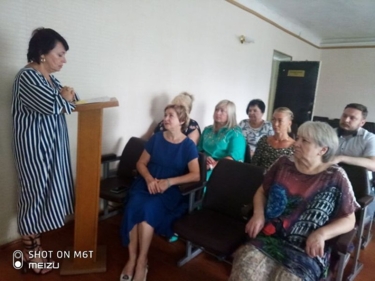 Проведено производственное собрание для сотрудников Юнокоммунаровской школы искусств. Проведено производственное собрание для сотрудников Юнокоммунаровской школы искусств.