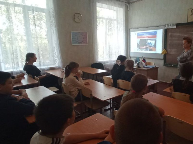 Проведен классный час на тему: «Профилактика идеологии экстремизма в подростковой среде». Проведен классный час на тему: «Профилактика идеологии экстремизма в подростковой среде».