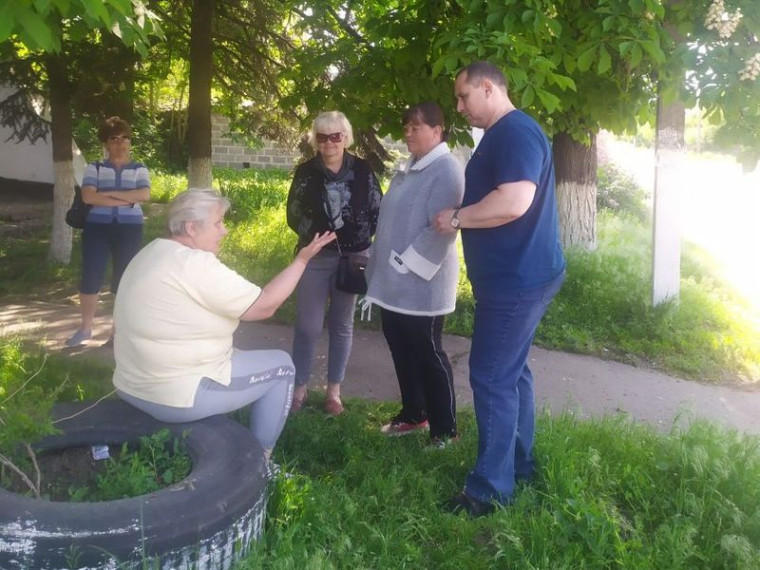 Состоялся сход граждан главы Карло-Марксовской поселковой администрации Бутова И.Н.. Состоялся сход граждан главы Карло-Марксовской поселковой администрации Бутова И.Н..