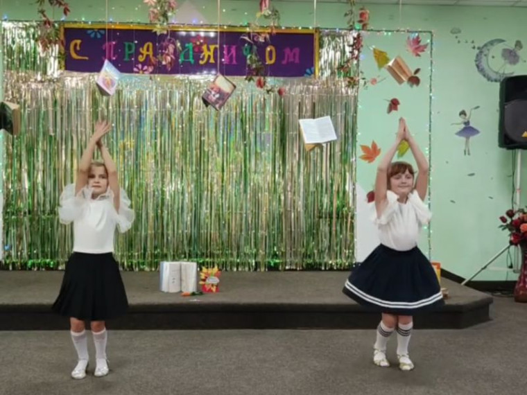 Видеопоздравление от участников кружка «Top Dance» СП МБУ «КДЦ им.40-летия Победы» «Клуб пгт Карло-Марксово». Видеопоздравление от участников кружка «Top Dance» СП МБУ «КДЦ им.40-летия Победы» «Клуб пгт Карло-Марксово».